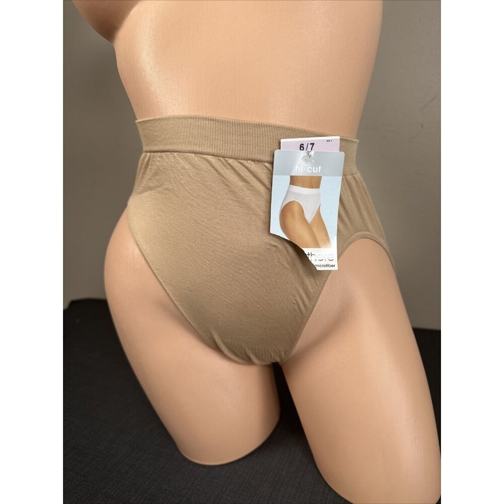 NWT Barely There 6/7‎ Womens Hi-cut Underwear Panties Stretch Beige 2303 Soft